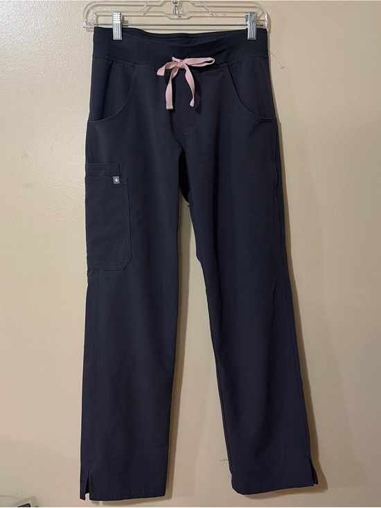 Figs Pants - Figs Kade straight leg cargo scrub pants gray with Pink Drawstring